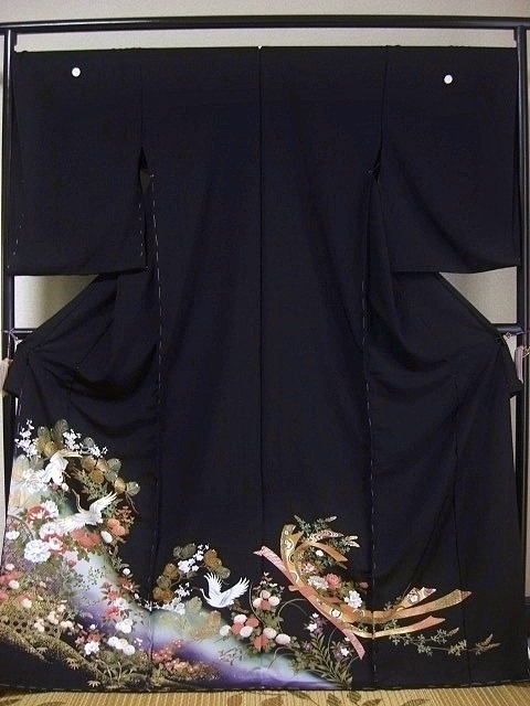 黒留袖レンタル52　（京友禅創作黒留袖/和花に友鶴文様）1